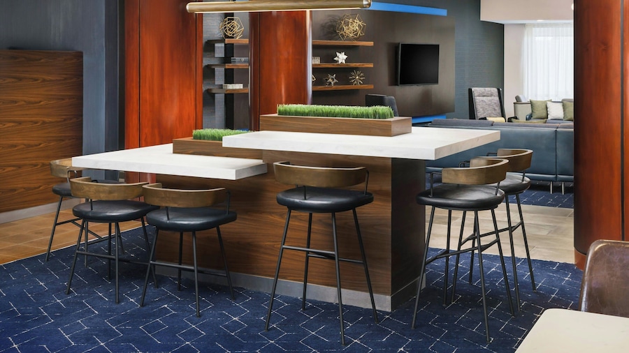 Courtyard By Marriott Farmington