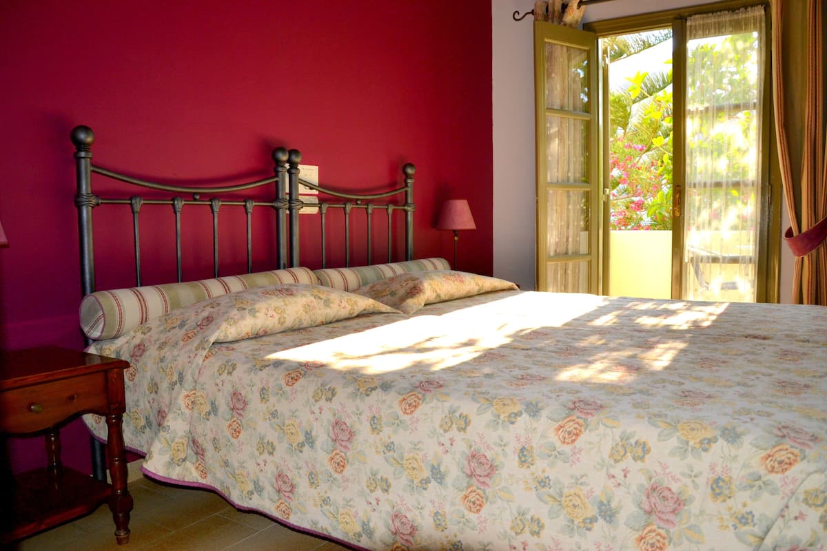 1 Schlafzimmer, Zimmersafe, kostenloses WLAN, Bettwäsche