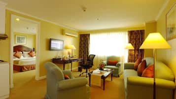 Suite, 1 chambre | Coin séjour