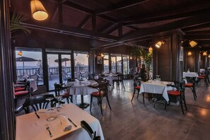 Daily buffet breakfast (MAD 80 per person) - Hotel Des Iles (Essaouira)