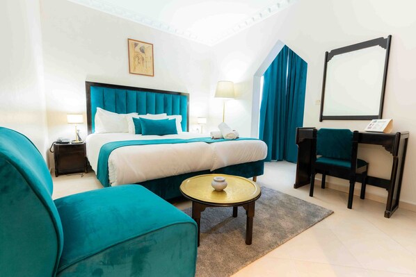 Lit avec matelas Select Comfort, minibar, coffre-fort