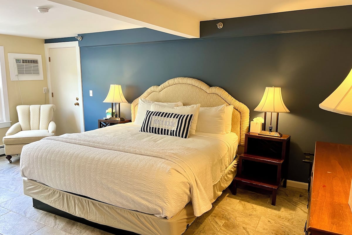 Chambre Royale, 1 trÚs grand lit | 1 chambre, literie de qualité supérieure, surmatelas