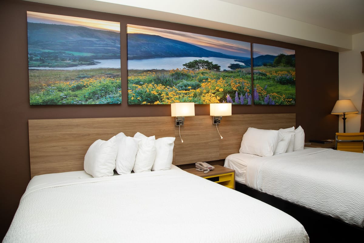 premium bedding, down duvets, pillow-top beds, desk