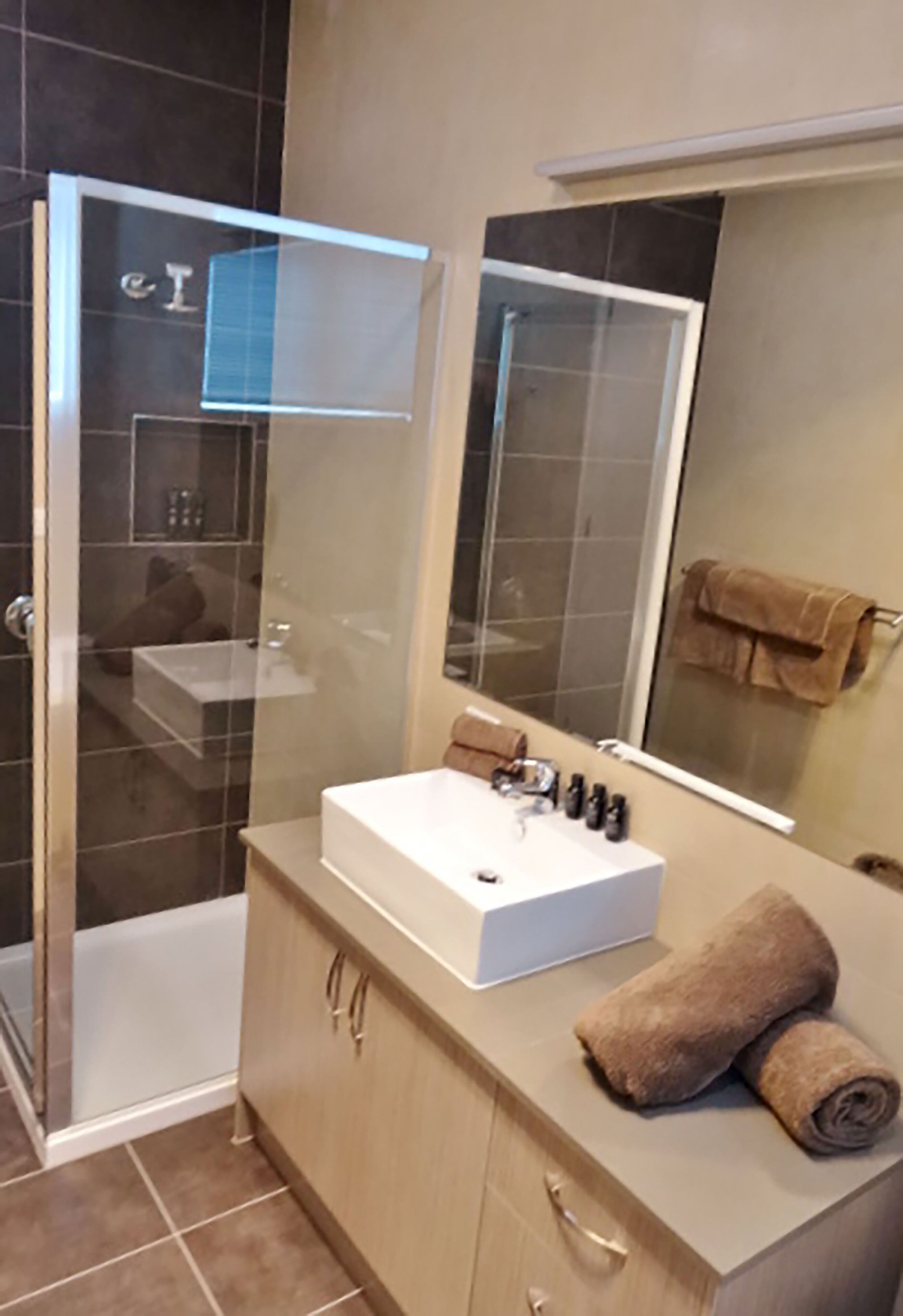 Fawkner Executive Suites & Serviced Apartments — image 21