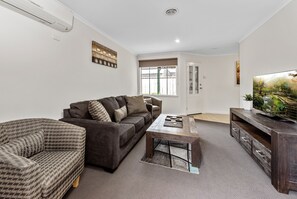Villa, 3 Bedrooms | Living area - Fawkner Executive Suites & Serviced Apartments (Fawkner)