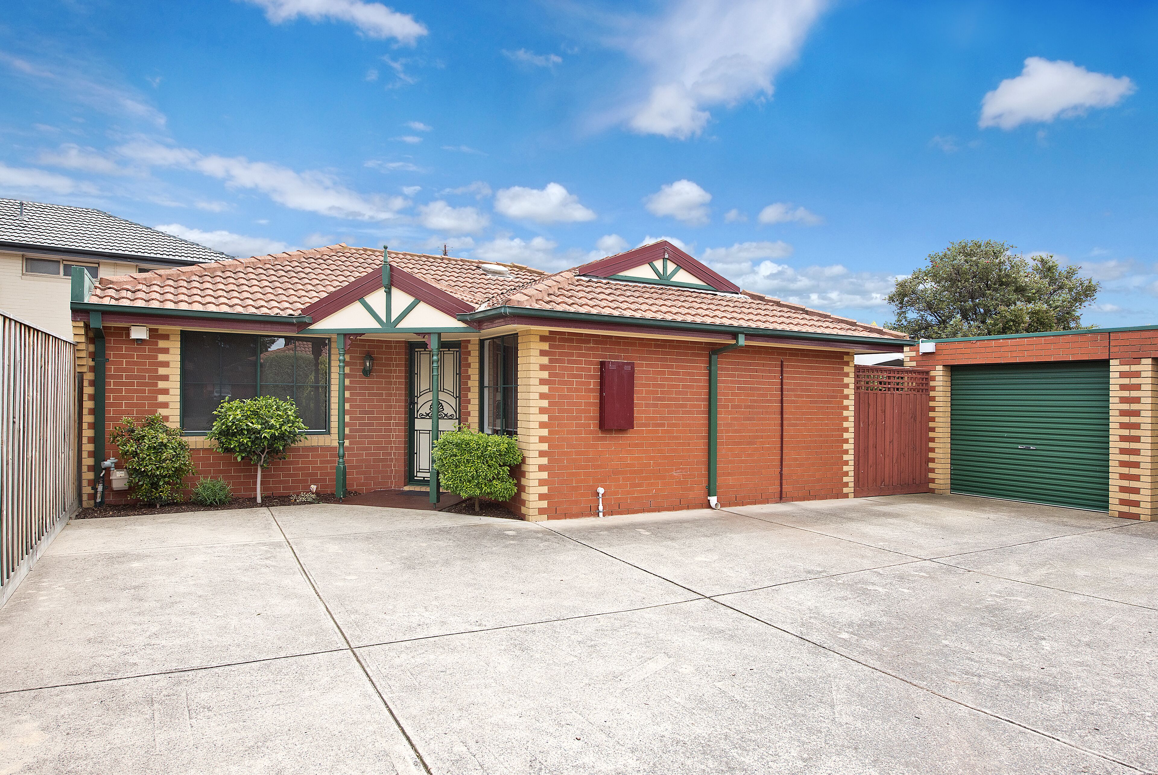 숙박 시설 정면