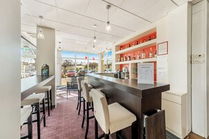 Bar (di properti)