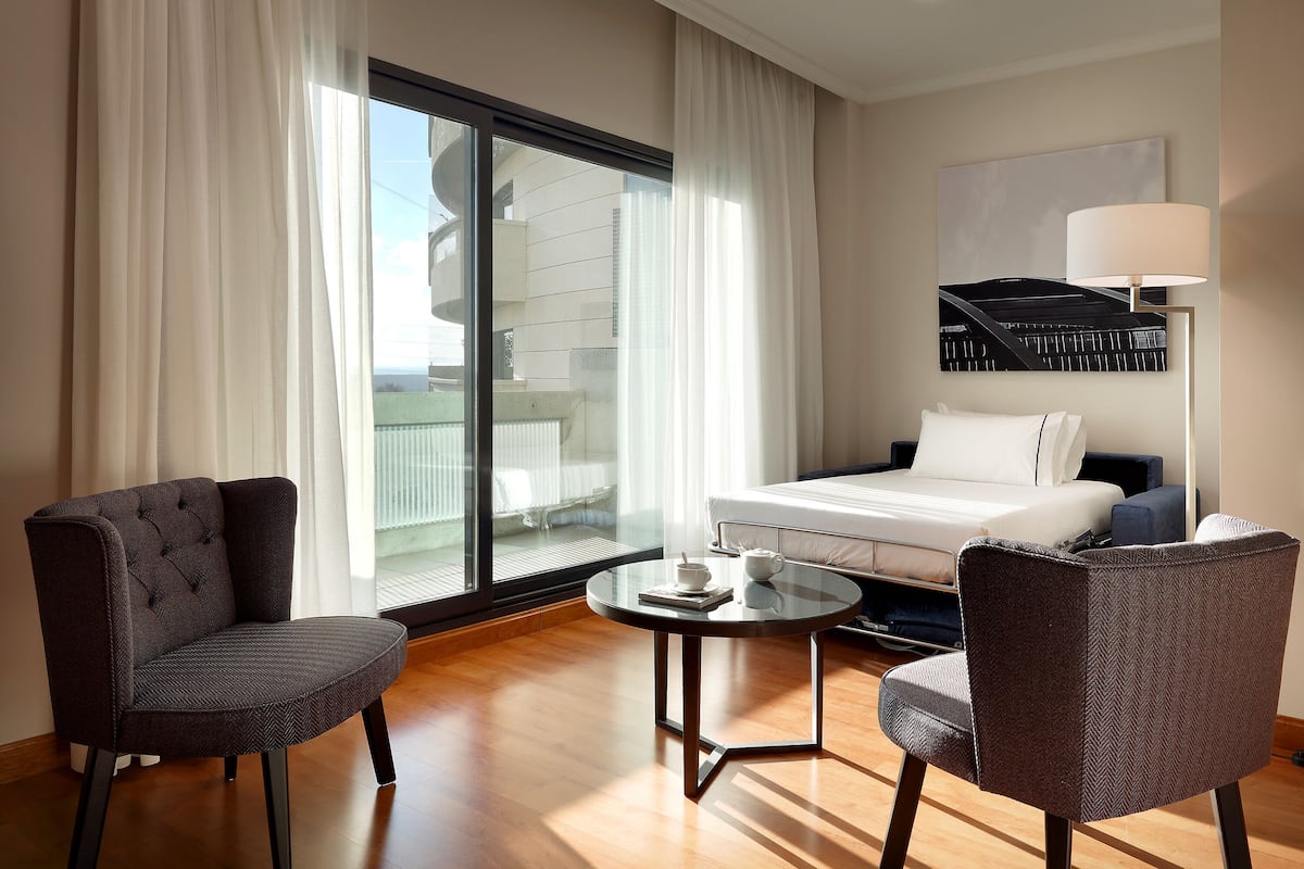 1 Schlafzimmer, Minibar, Zimmersafe, Schreibtisch