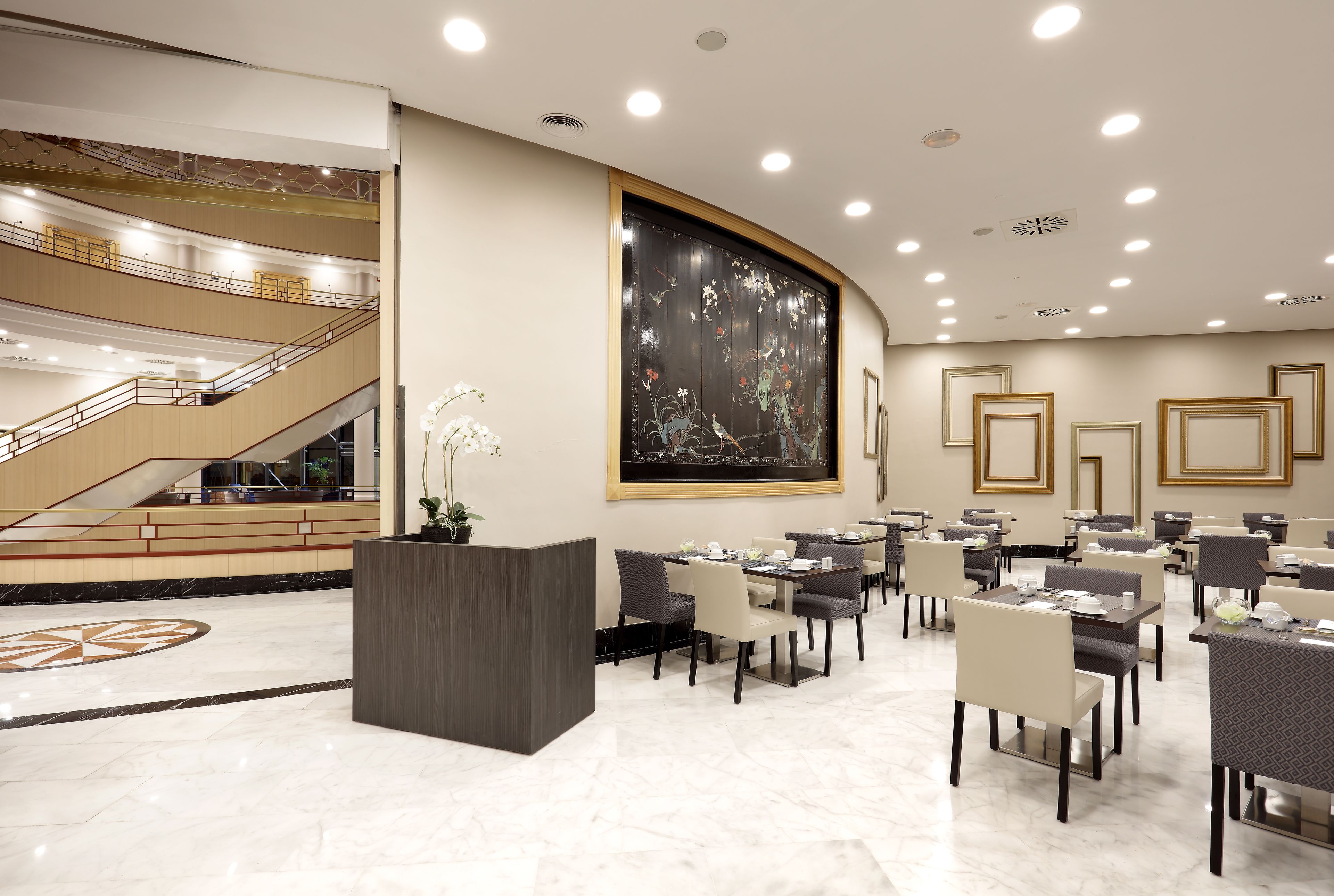 Daily buffet breakfast for a fee