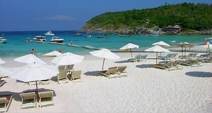 Circle Phuket Resort & Spa