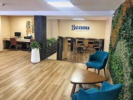 Café da manhã, almoço e jantar; culinária internacional 