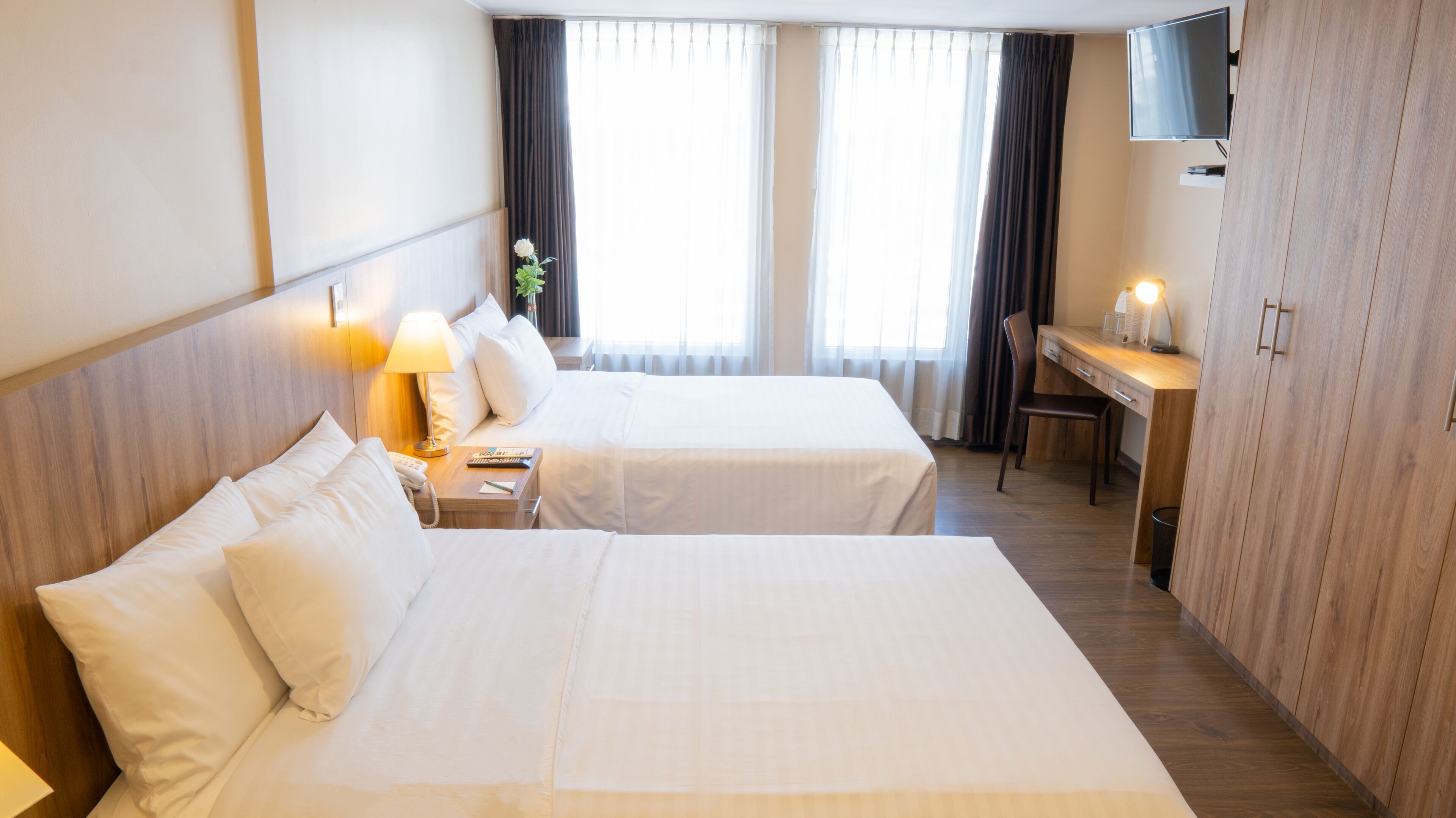 down duvets, in-room safe, desk, soundproofing