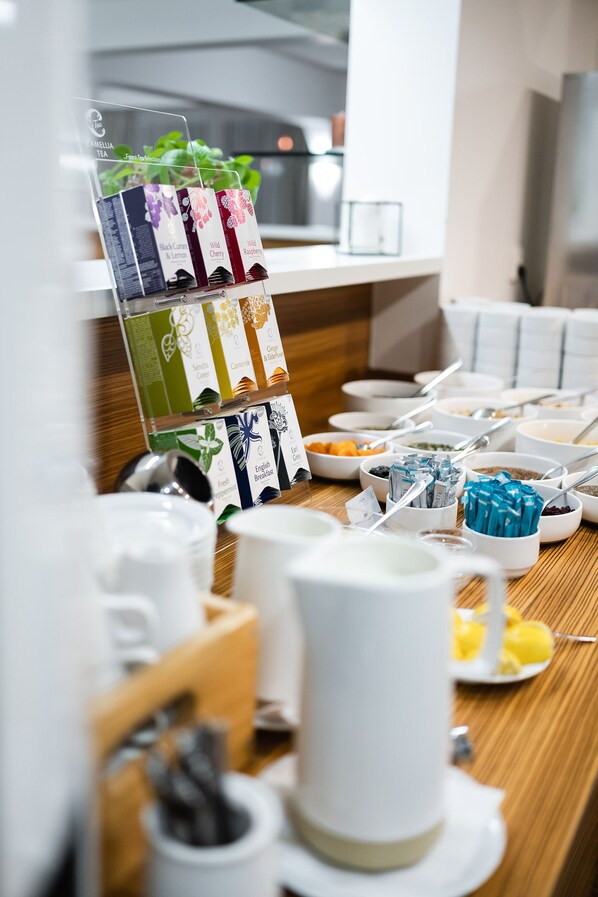 Petit déjeuner buffet (360 CZK par personne)