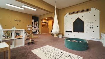 Children’s play area – indoor
