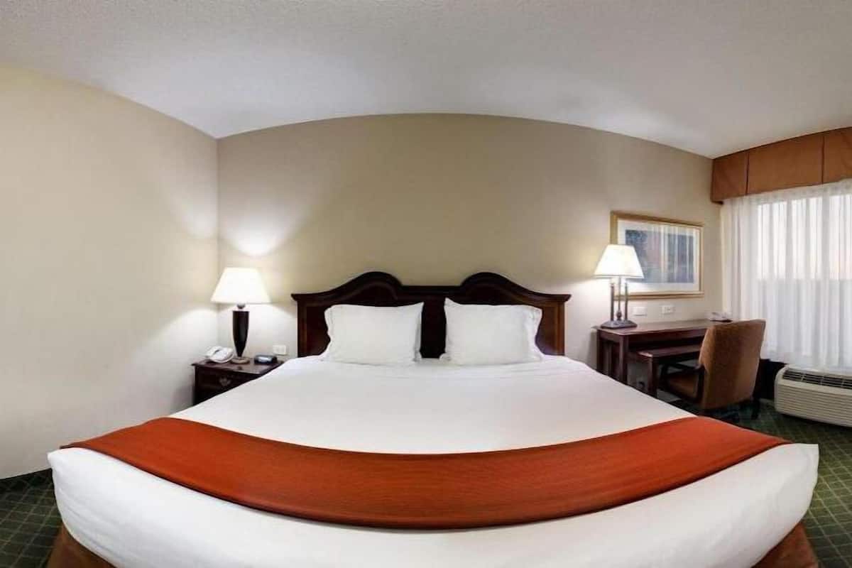 premium bedding, down duvets, pillow-top beds, in-room safe