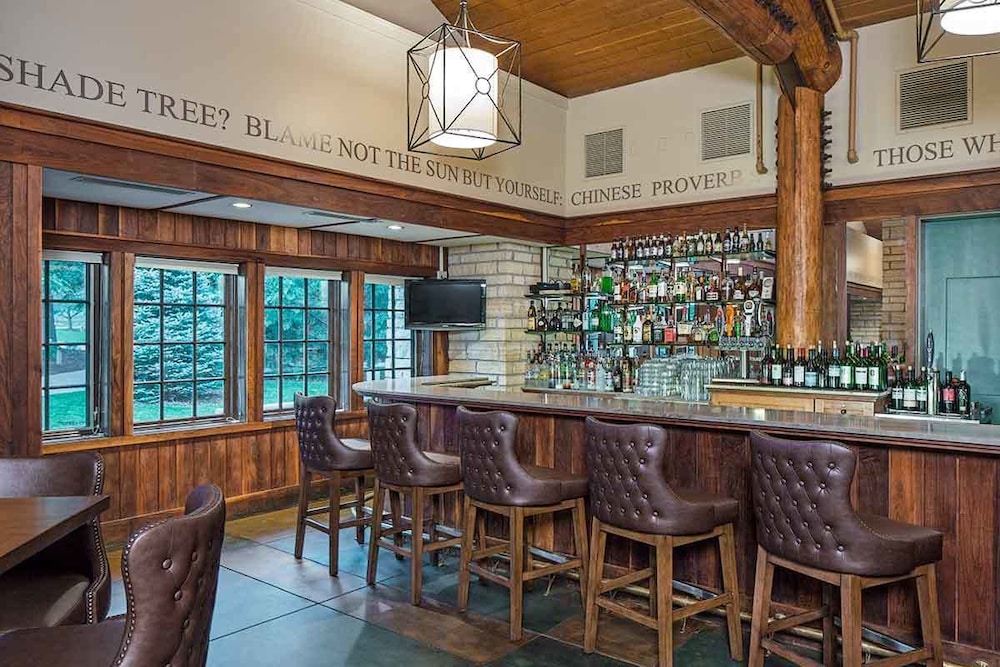 Lied Lodge at Arbor Day Farm by null