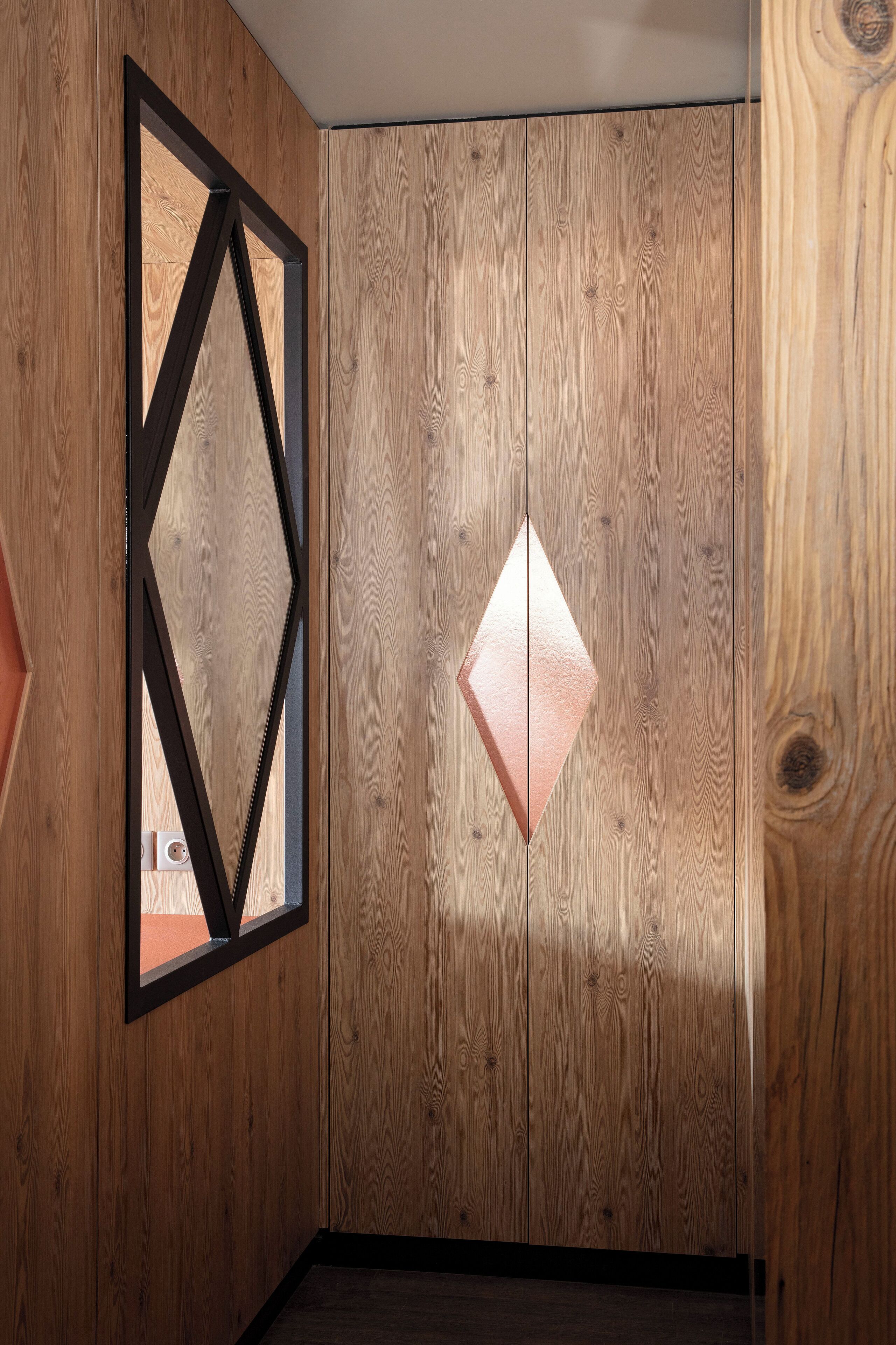 suite, 1 king bed with sofa bed, mountain view | 1 bedroom, premium bedding, pillow-top beds, in-room safe