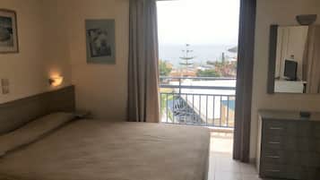 Standard Room | In-room safe, iron/ironing board, cots/infant beds, WiFi