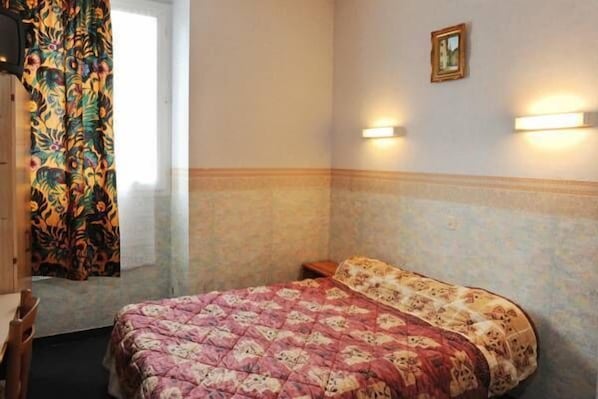 Vierbettzimmer | Bügeleisen/Bügelbrett