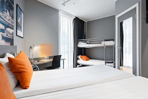 Family Room, Multiple Beds, Non Smoking (first night parking included) | Hypo-allergenic bedding, pillowtop beds, desk, blackout drapes