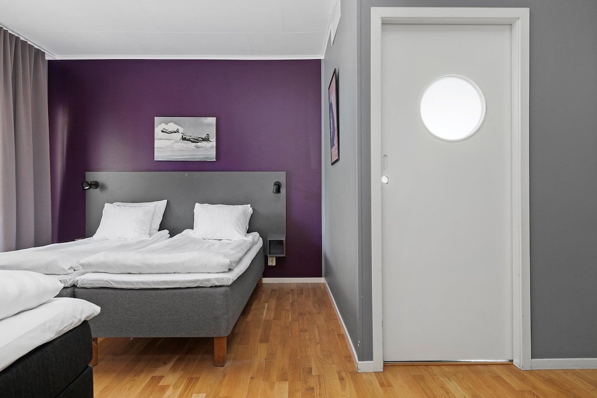 Family Room, 3 Single Beds, Non Smoking
