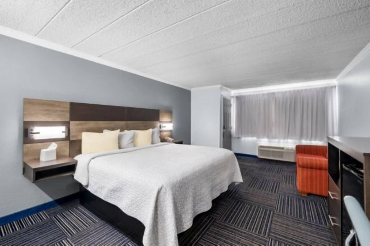 1 bedroom, in-room safe, desk, laptop workspace