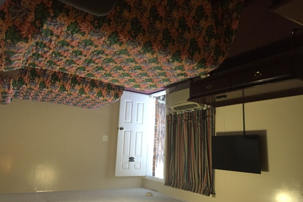 Standard Room, 2 Double Beds | WiFi (free)