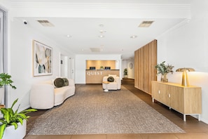 Lobby - Quest Wollongong (Wollongong)