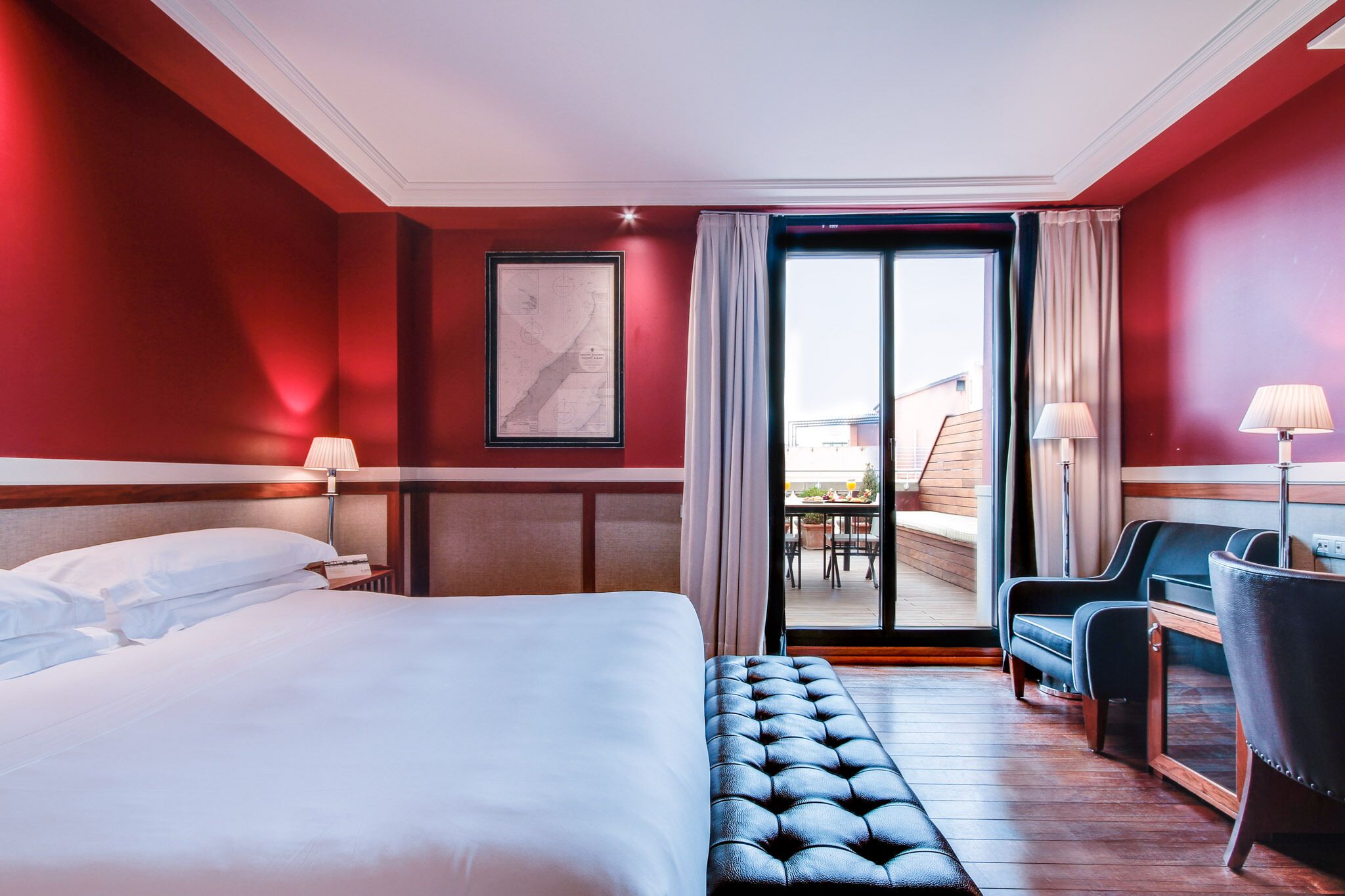 디럭스룸, 테라스 | 고급 침구, 미니바, 객실 내 금고, 책상