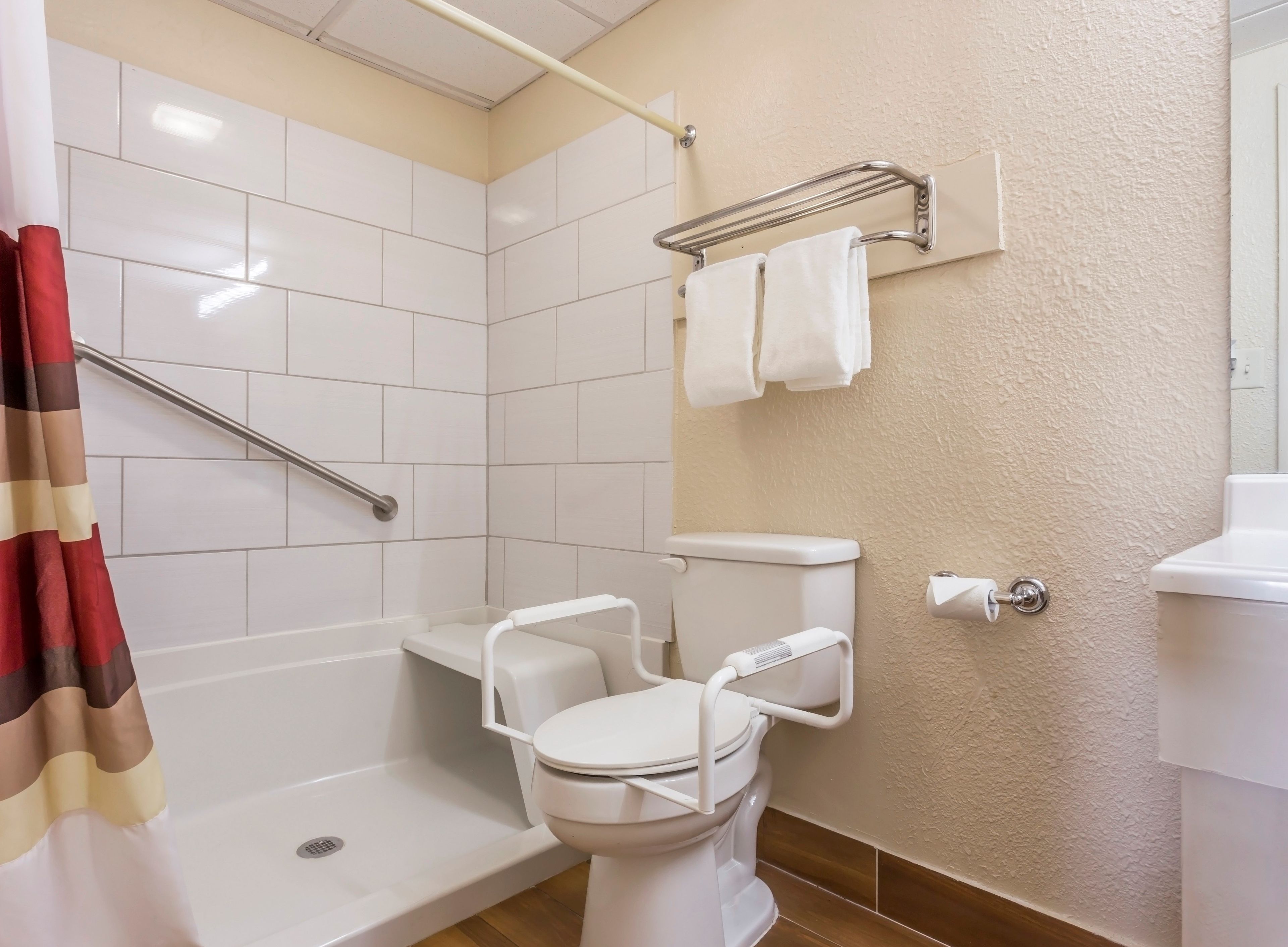 Towels, soap, shampoo, toilet paper