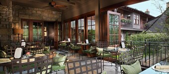 Old Edwards Inn and Spa