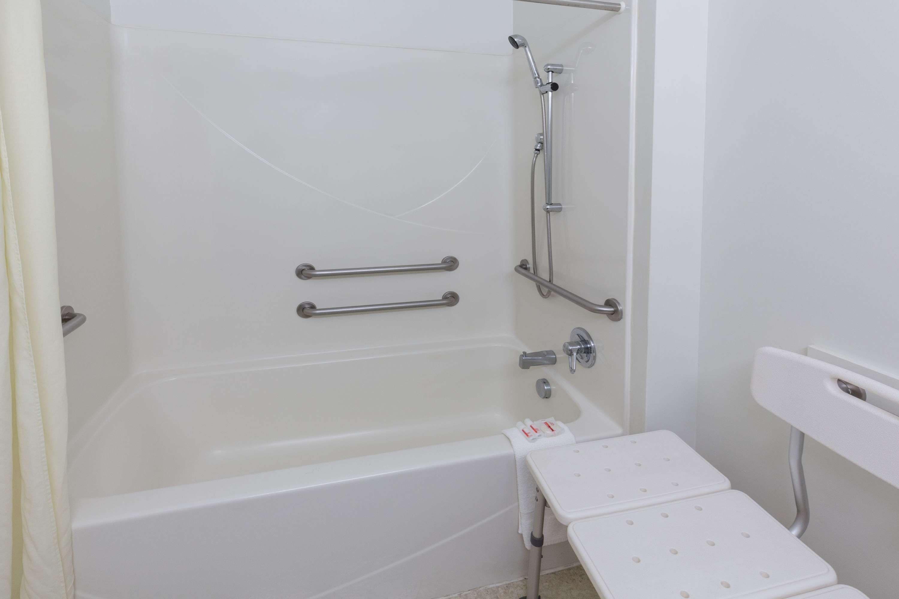 combined shower/bathtub, free toiletries, hair dryer, towels