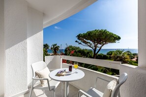 Suite, Sea View | Terrace/patio - Hotel Flamingo Resort (Pula)