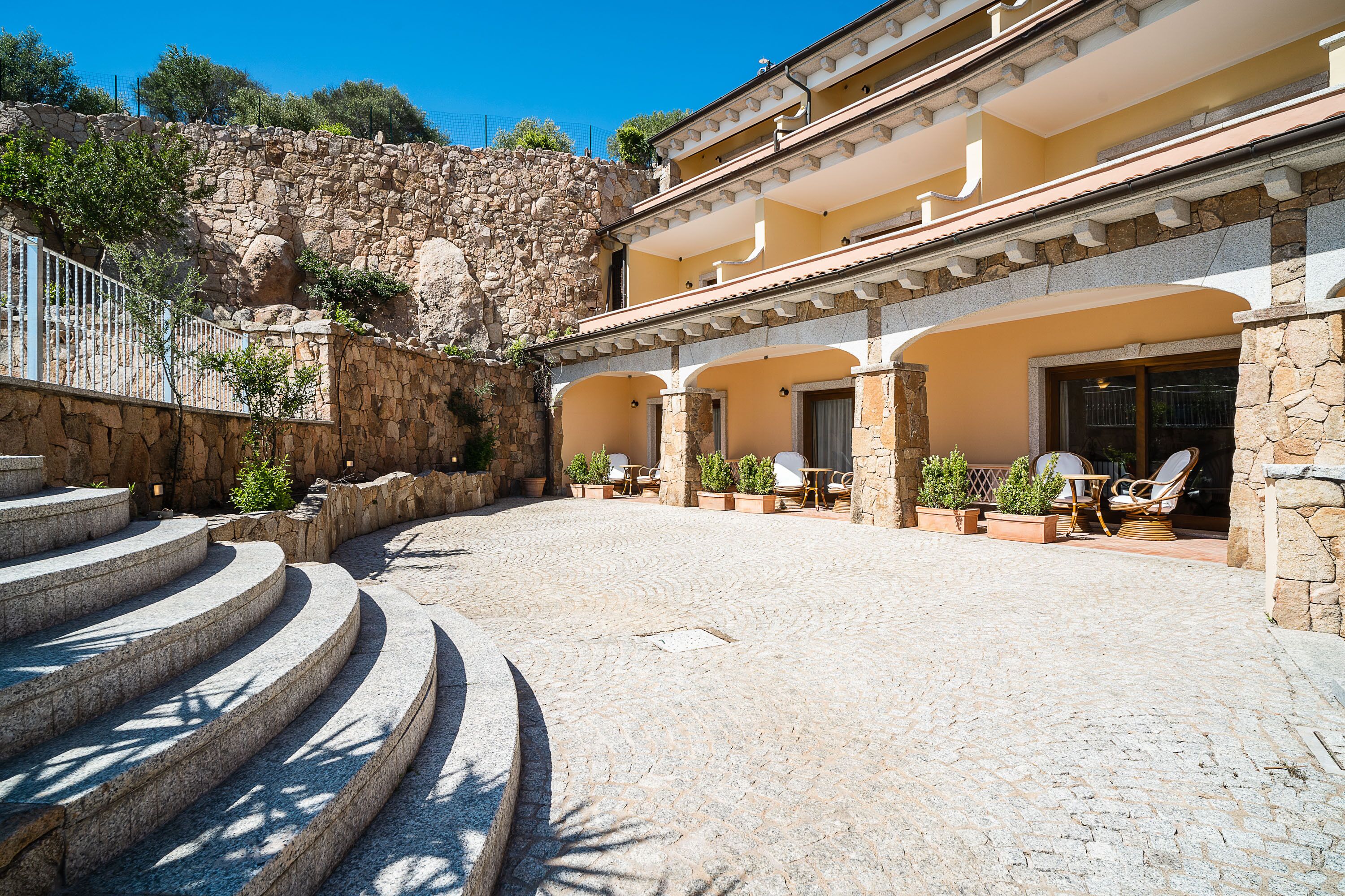 standard room | exterior