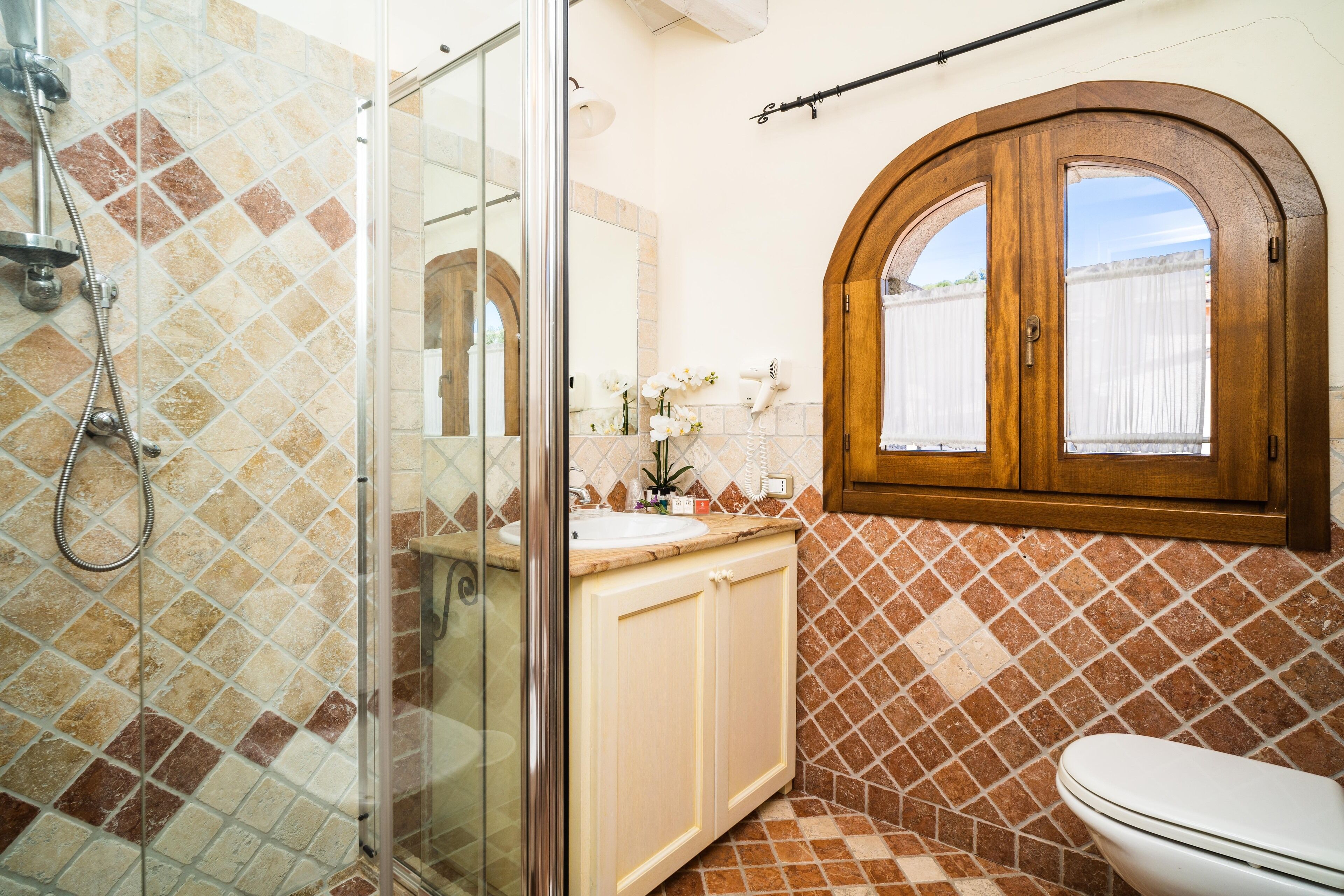 junior double or twin room (lavanda) | bathroom | shower, rainfall showerhead, hair dryer, bidet