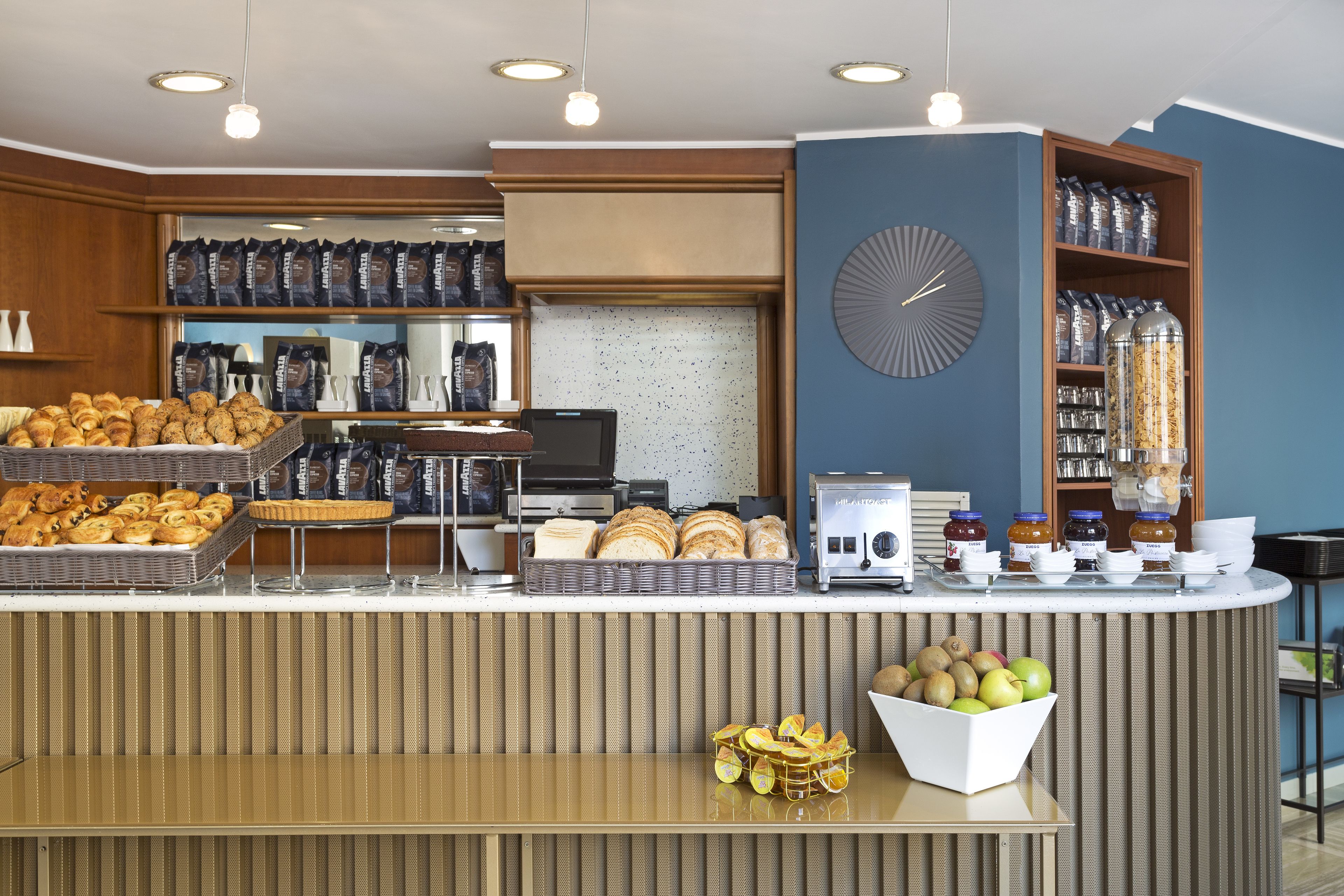 daily buffet breakfast (eur 7.9 per person)