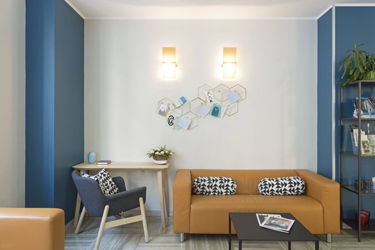 40-cm lcd tv with digital channels, tv