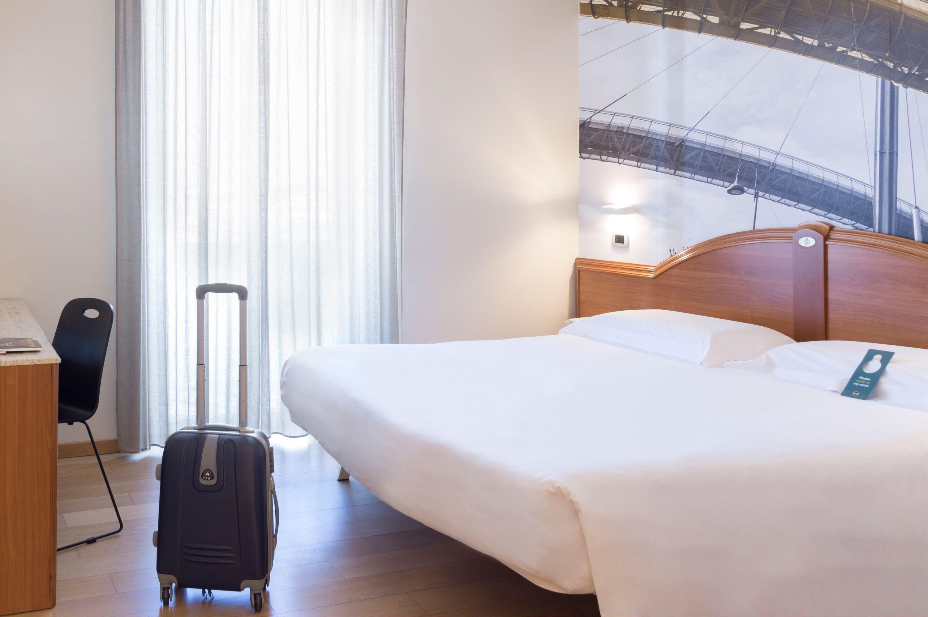 Couette en duvet d'oie, coffres-forts dans les chambres, bureau