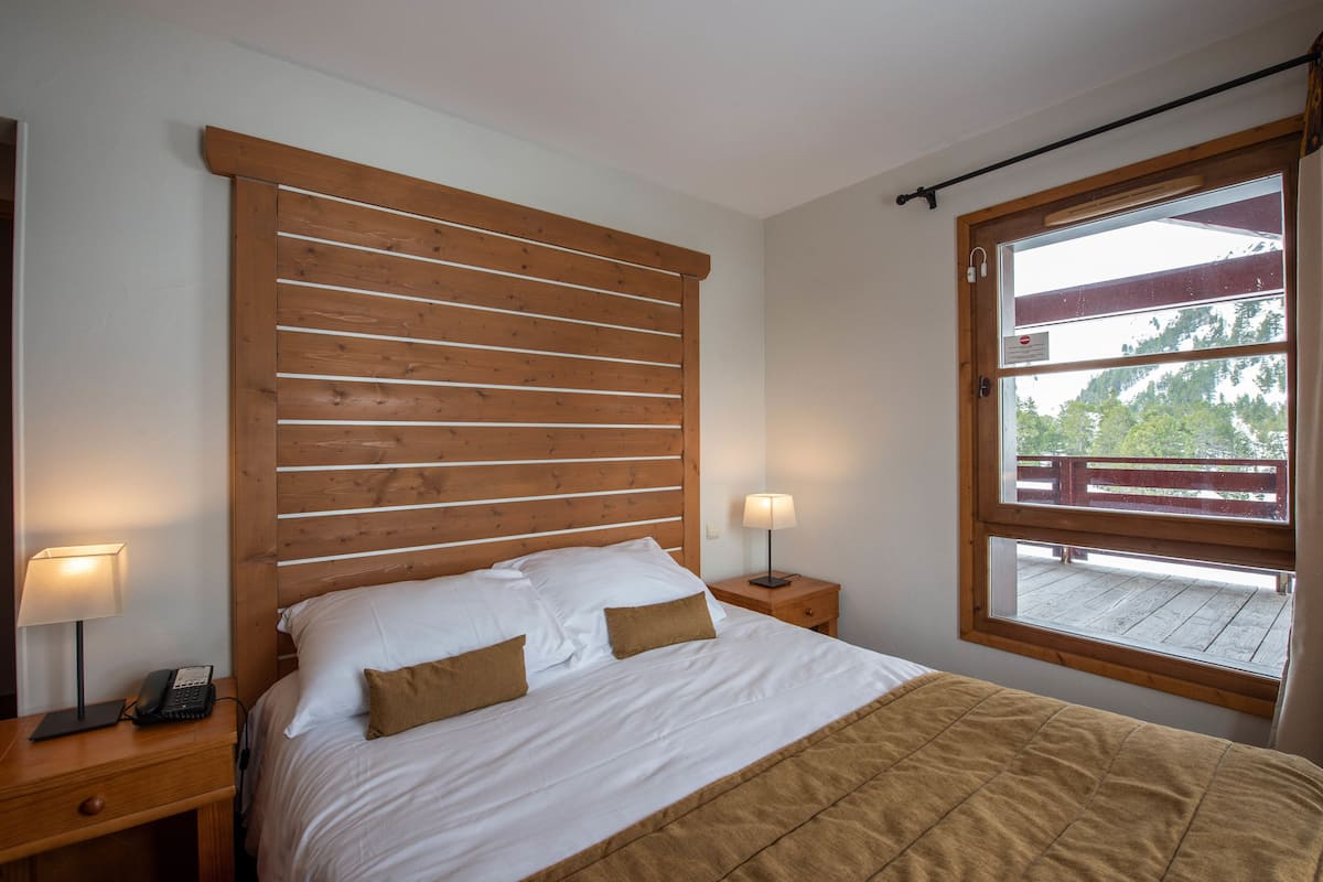 1 bedroom, in-room safe, blackout drapes, iron/ironing board