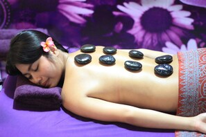 Soins corporels, soins du visage, salles de massage et de soins
