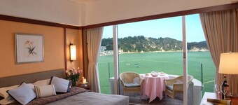 The Warwick