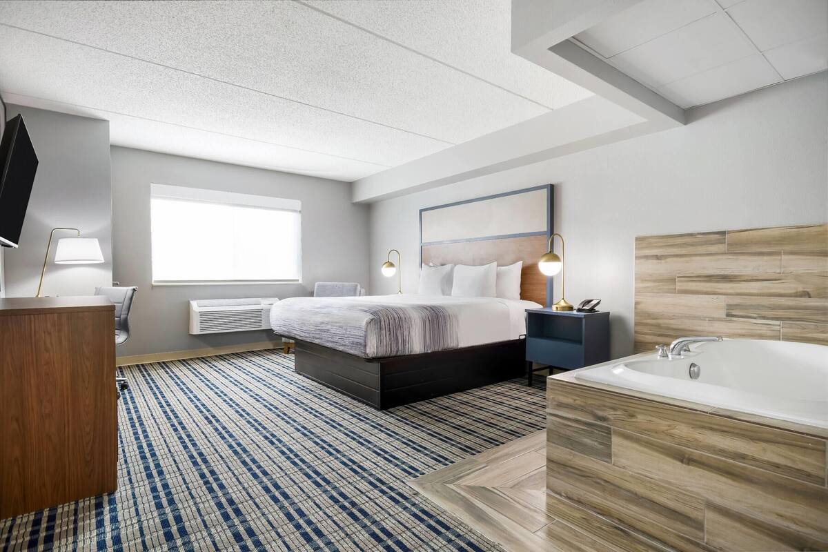 Suite Studio, 1 très grand lit, accessible aux personnes à mobilité réduite, non-fumeurs | Chambres insonorisées, lits bébé (gratuits)
