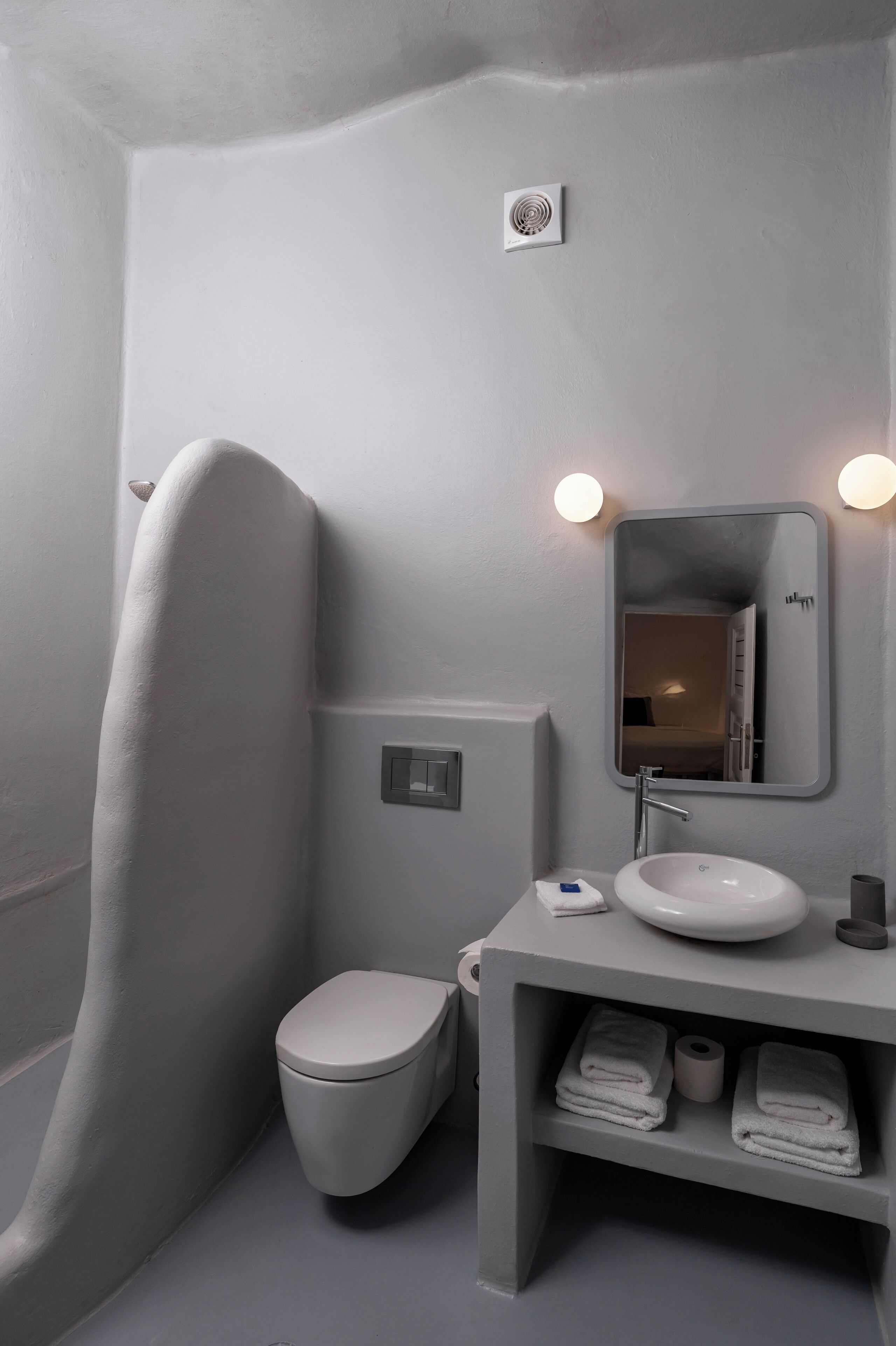 Photo - Cliff Side Suites