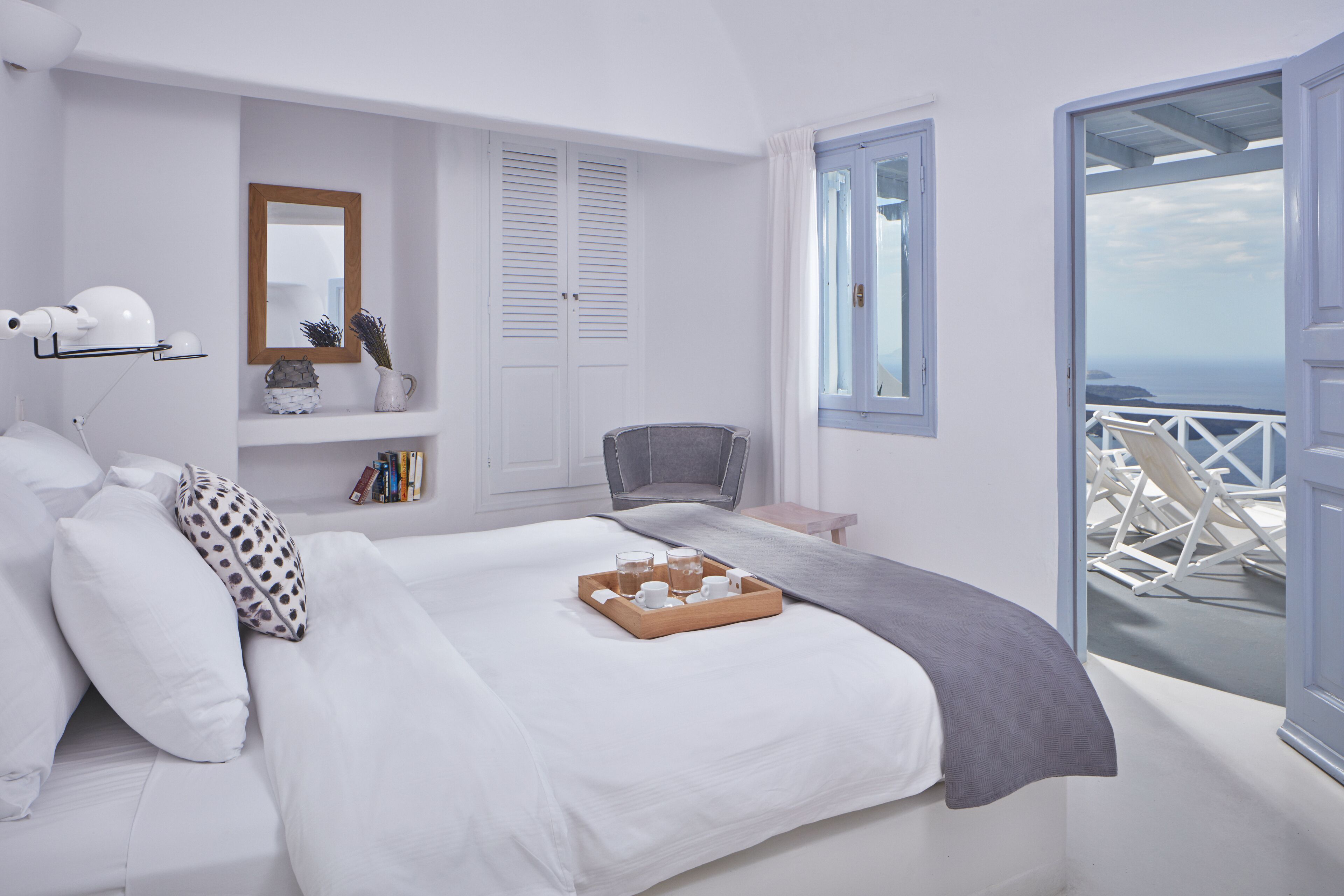 Minibar, in-room safe, soundproofing, free WiFi