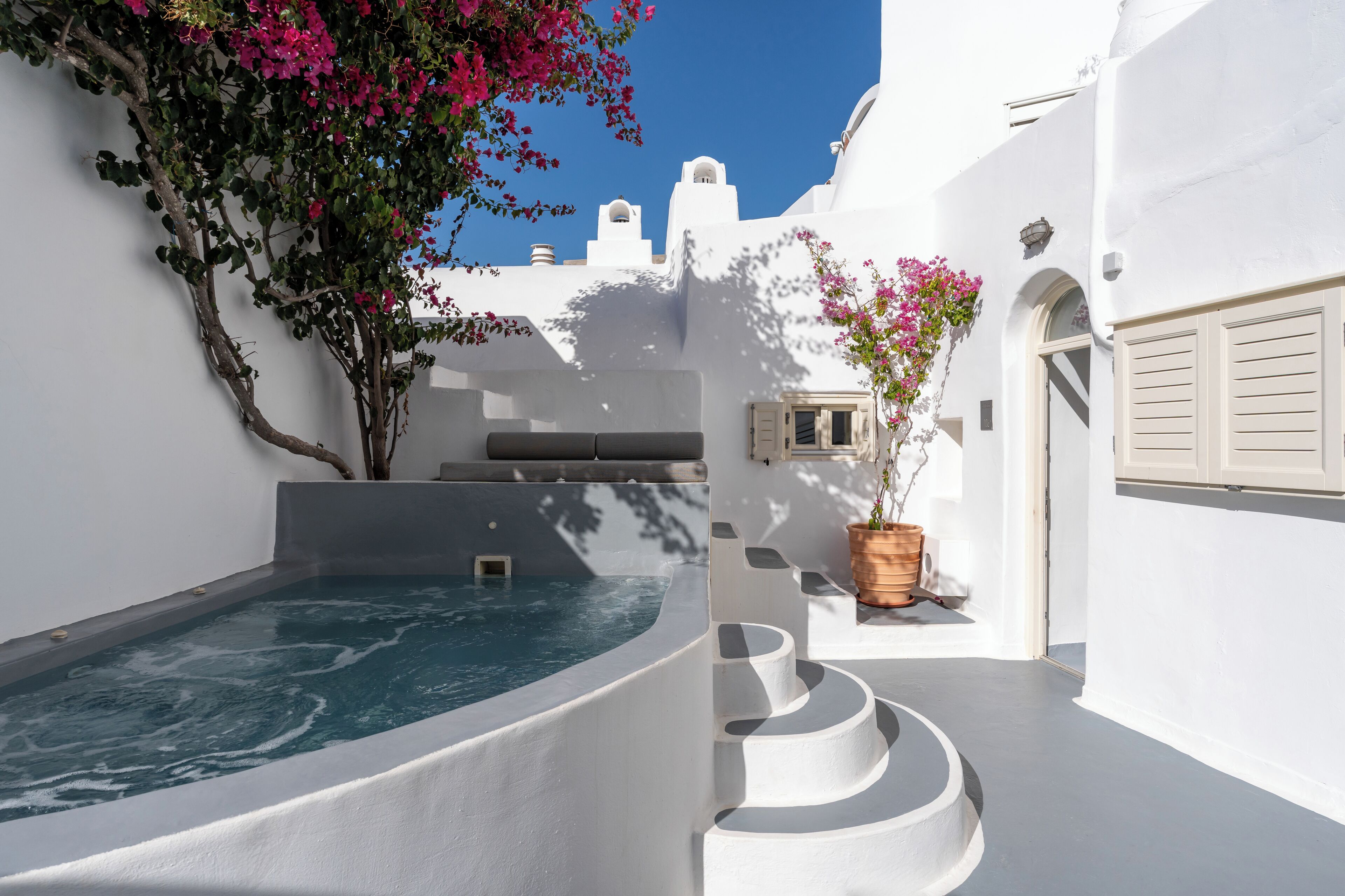 Photo - Cliff Side Suites