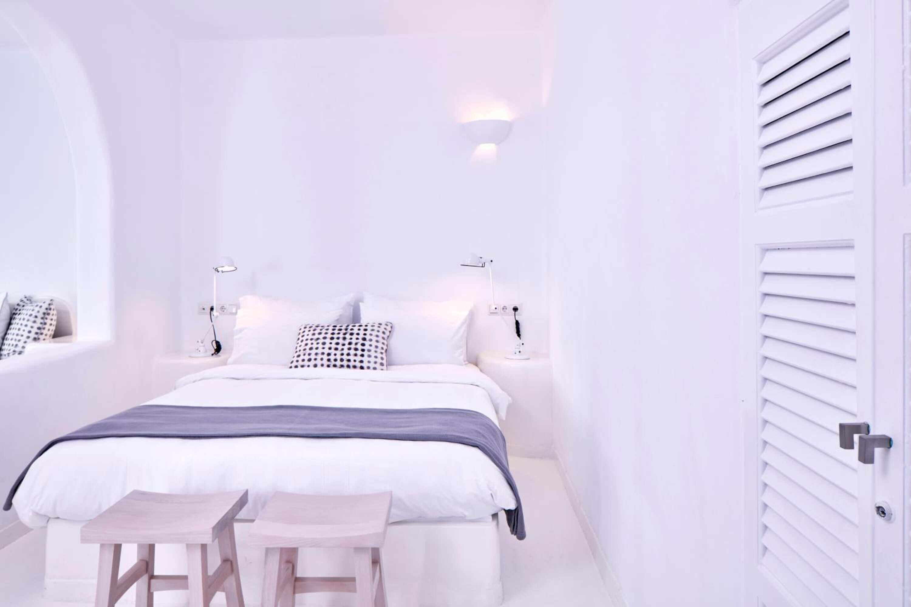 Cliff Side Suites Santorini interior view 8
