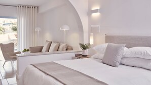 Suite – junior | Safe på rommet, wi-fi (inkludert) og sengetøy