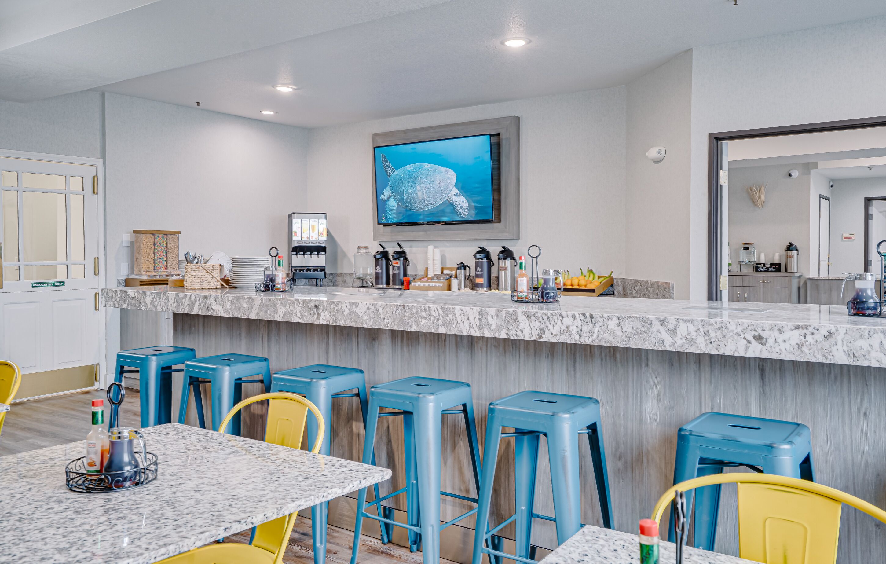 Free daily self-serve breakfast