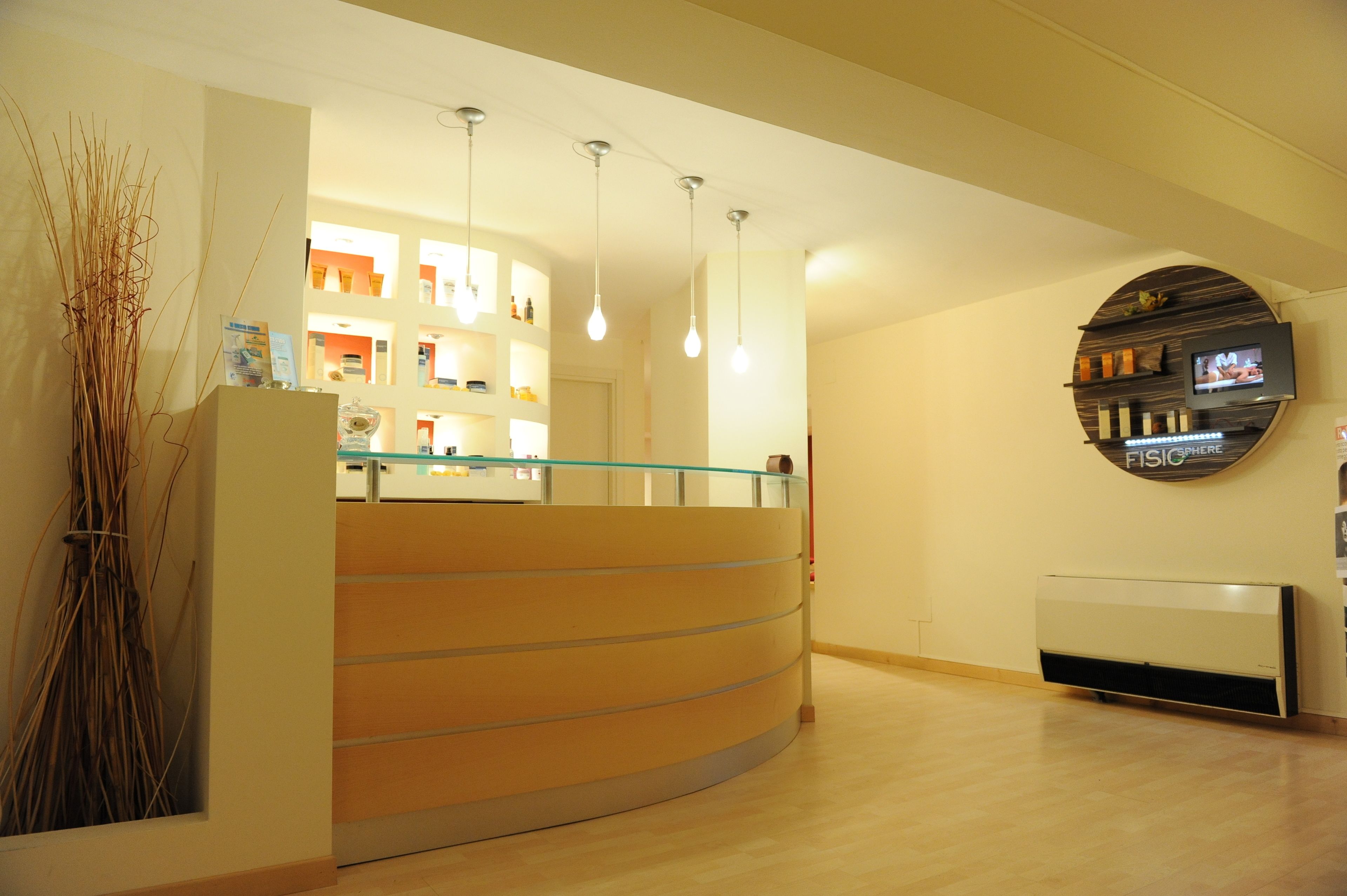 body treatments, aromatherapy, body wraps, body scrubs, facials