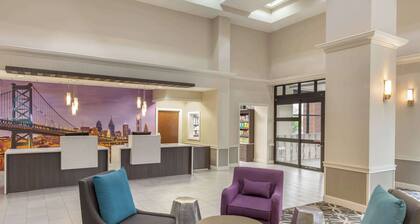 La Quinta Inn & Suites by Wyndham Newark - Elkton